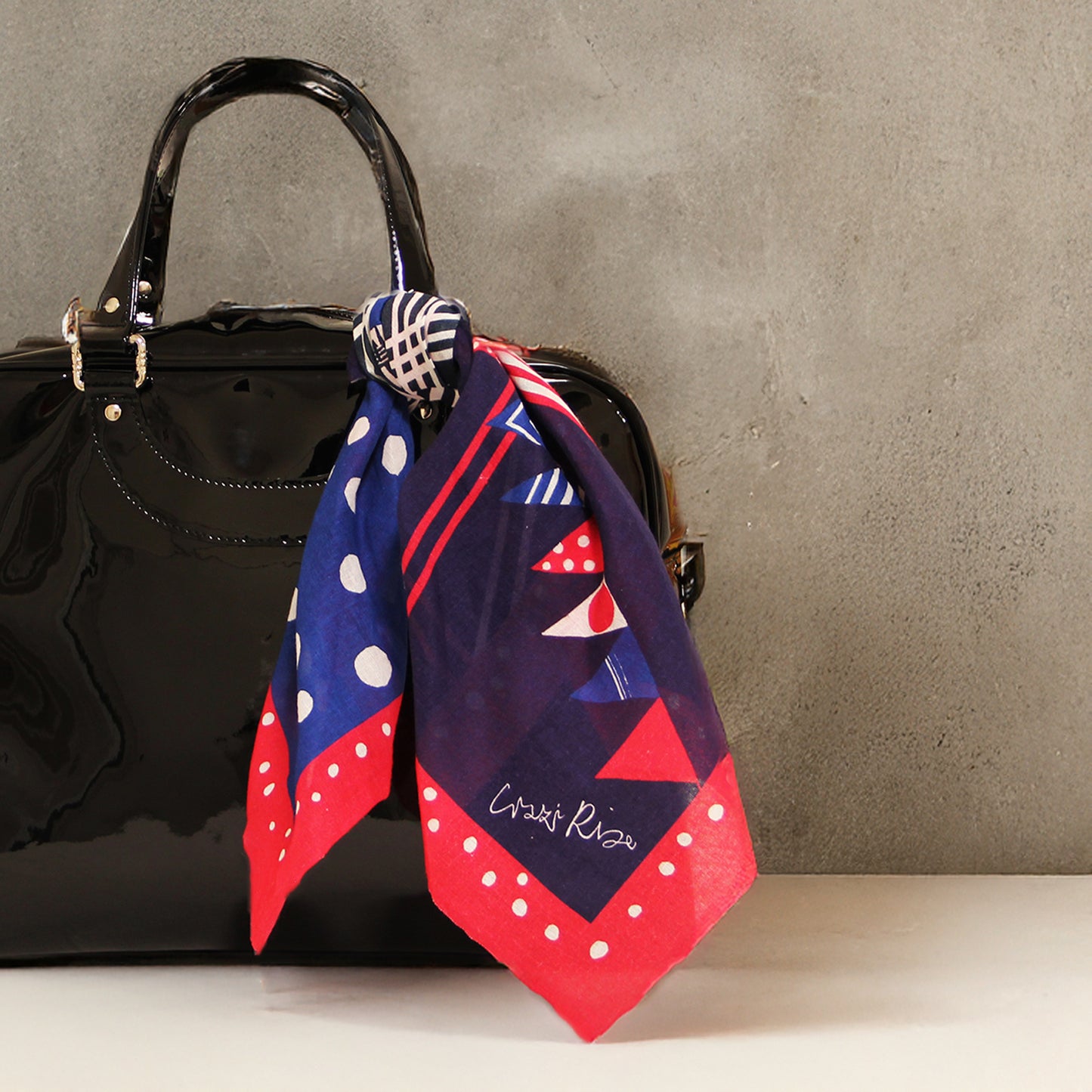 上野リチ ハンカチ 55cm 大判|日本製 綿100% おしゃれ プチギフト 母の日 ギフト L.Rix Fantasy