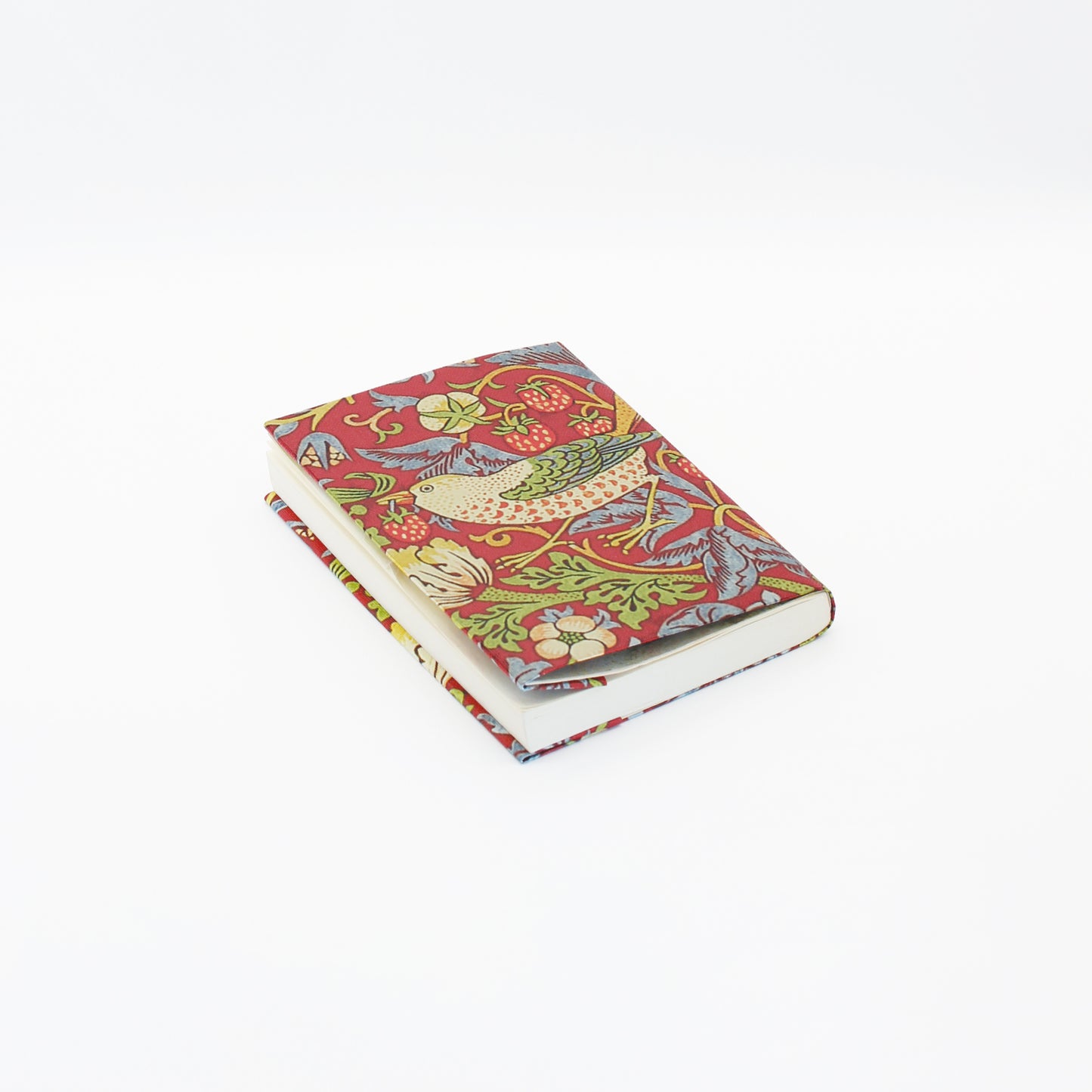 MORRIS & CO. ブックカバー A4（文庫・新書対応）｜国産壁紙使用