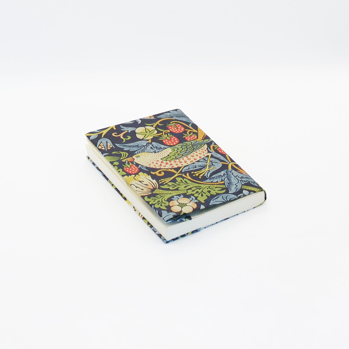 MORRIS & CO. ブックカバー A4（文庫・新書対応）｜国産壁紙使用