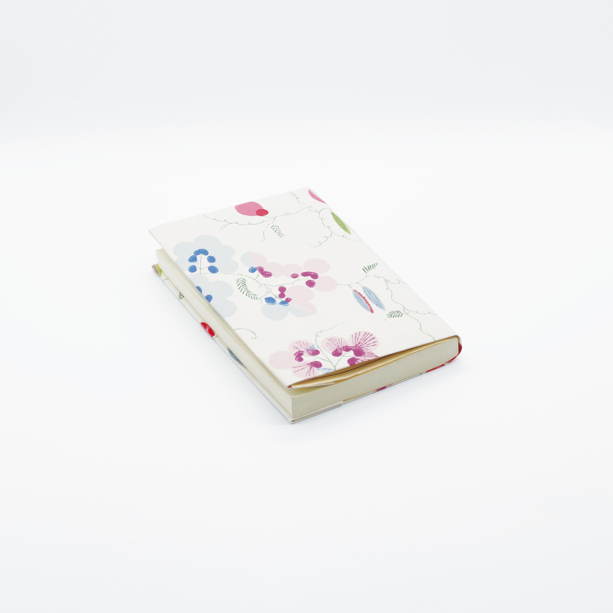 上野リチ ブックカバー A4（文庫・新書対応）｜国産壁紙使用 L.Rix