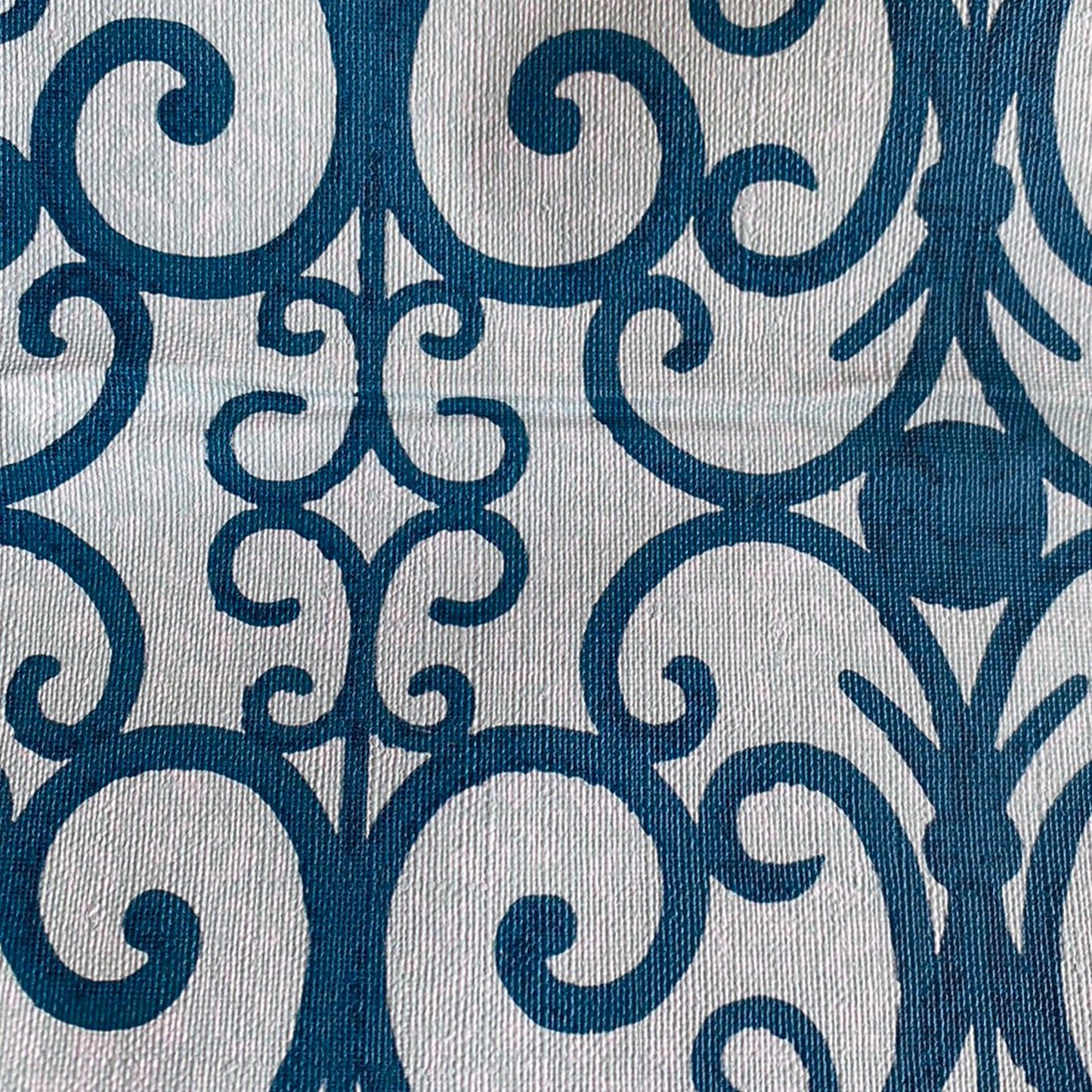 《アウトレットセール》【Linden】ハレルヤシール壁紙 (パピヨンフェンス ブルー)DIY 壁紙 リメイク