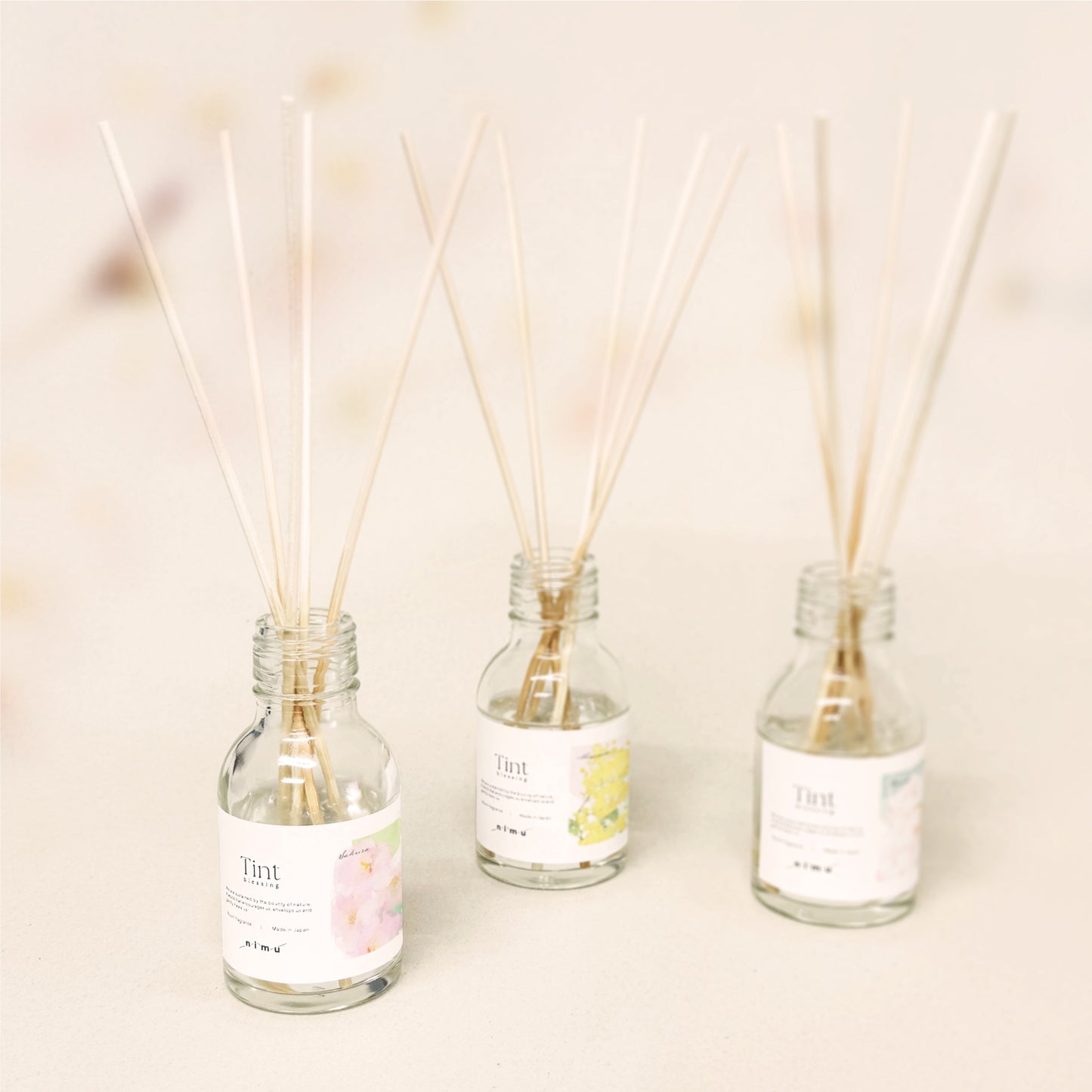 《季節限定商品》リードディフューザー  サクラ ミモザ モモ Tint