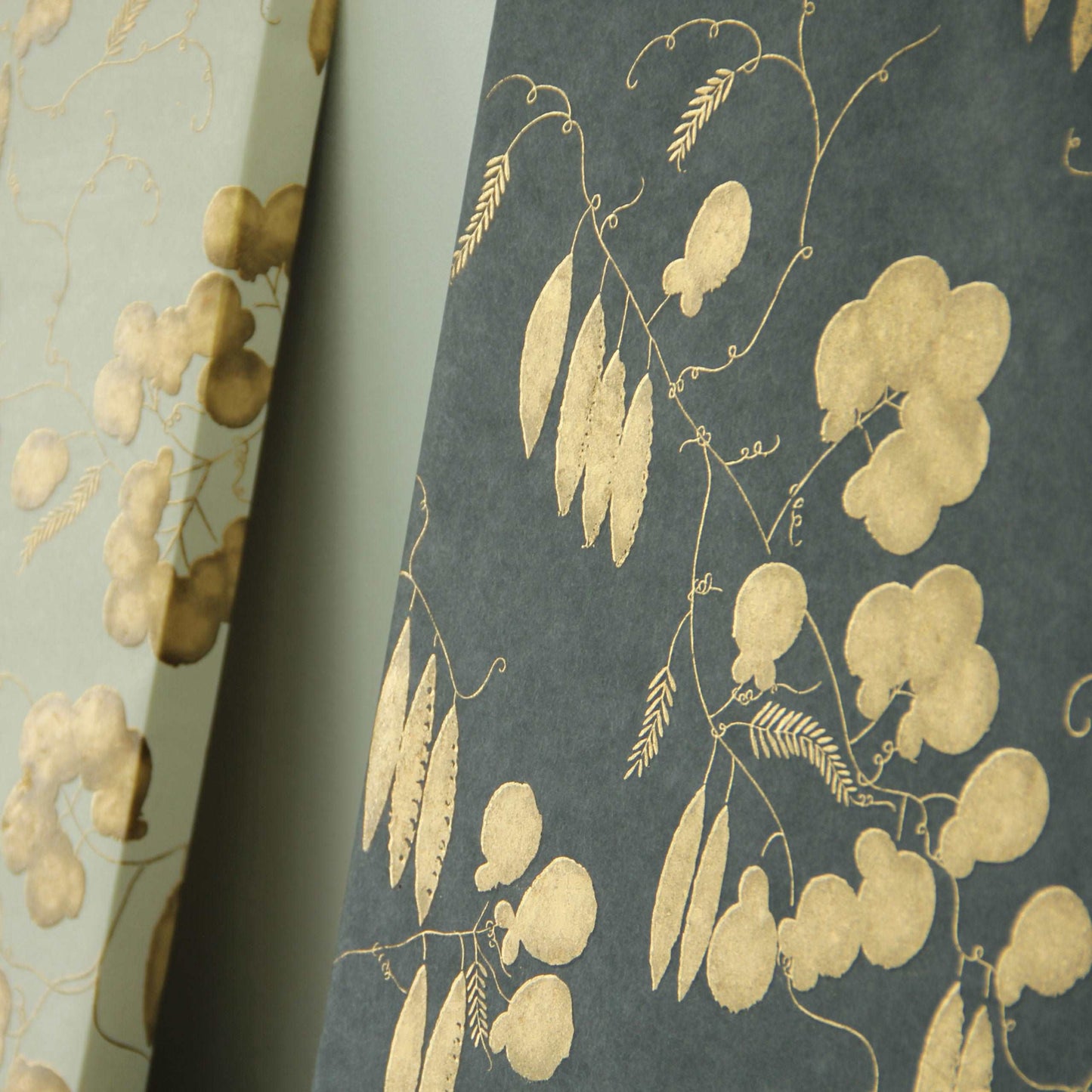 【上野リチ L.Rix Fantasy 】越前和紙カット壁紙(くろゴールド)