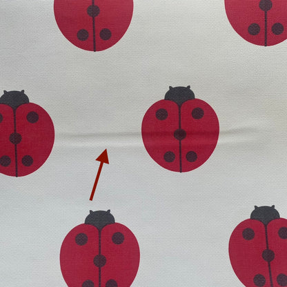 《アウトレットセール》ハレルヤシール壁紙（てんとうむし あか）DIY 壁紙 リメイク